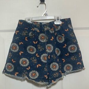 Bonjour Floral Patterned Women's Shorts